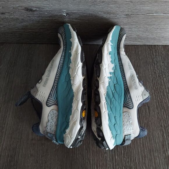 Womens New Balance Fresh Foam More Trail V3 Running Shoe 7.5 - Picture 8 of 10